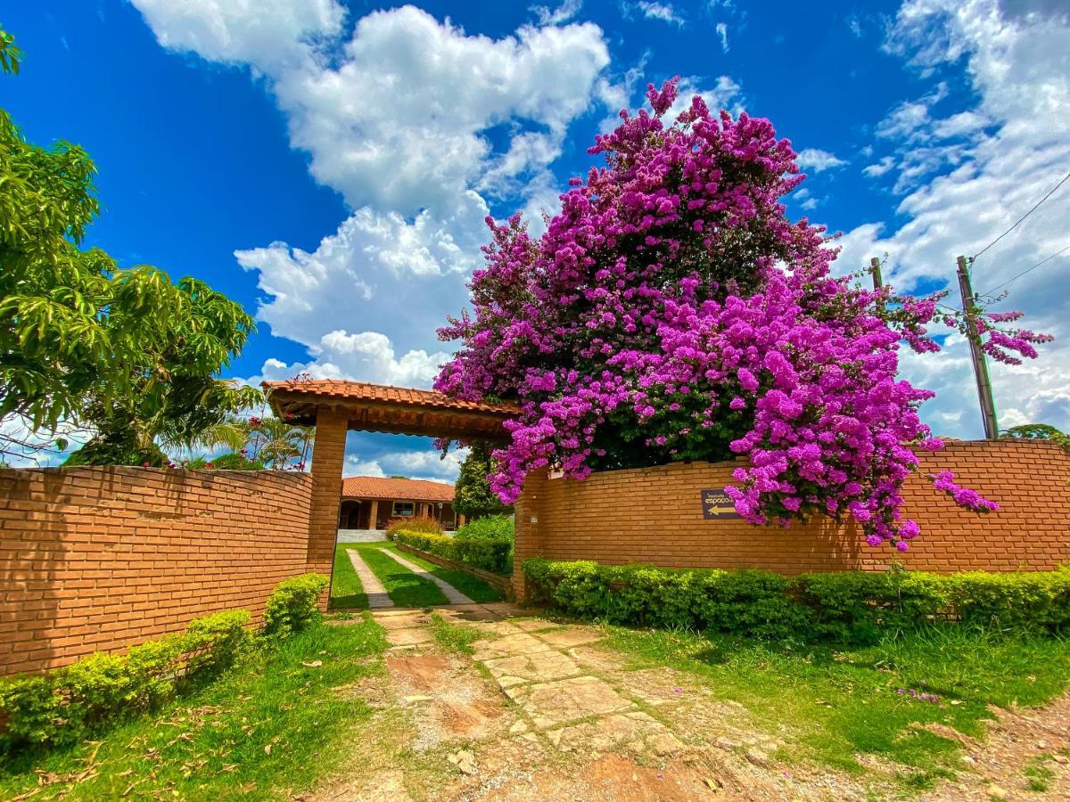 Pousada Espaco Do Sol Aracariguama Luaran gambar